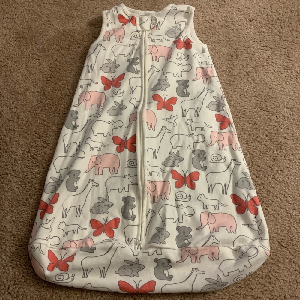 0-3 months Carter’s sleep sack!! 5/$20!!!